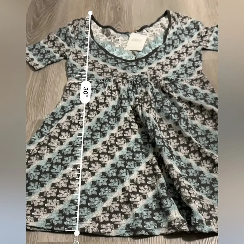 Free People Gray Blue & White Short Sleeve Scoop Neck‎ Knit Tunic Dress Size S